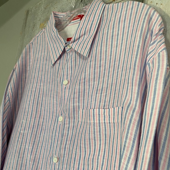 Men’s linen button down - Picture 4 of 4